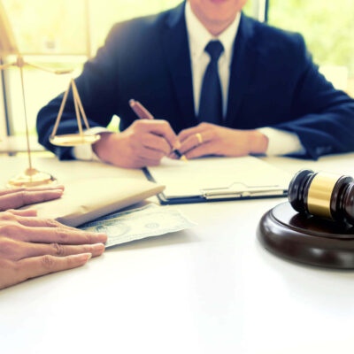 3 Reasons Why You Require a Corporate Lawyer for Your Business